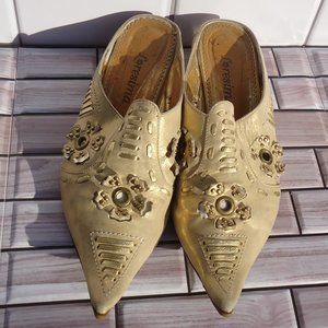 SIZE EU 40. LORESIMA gold leather mule sandals.